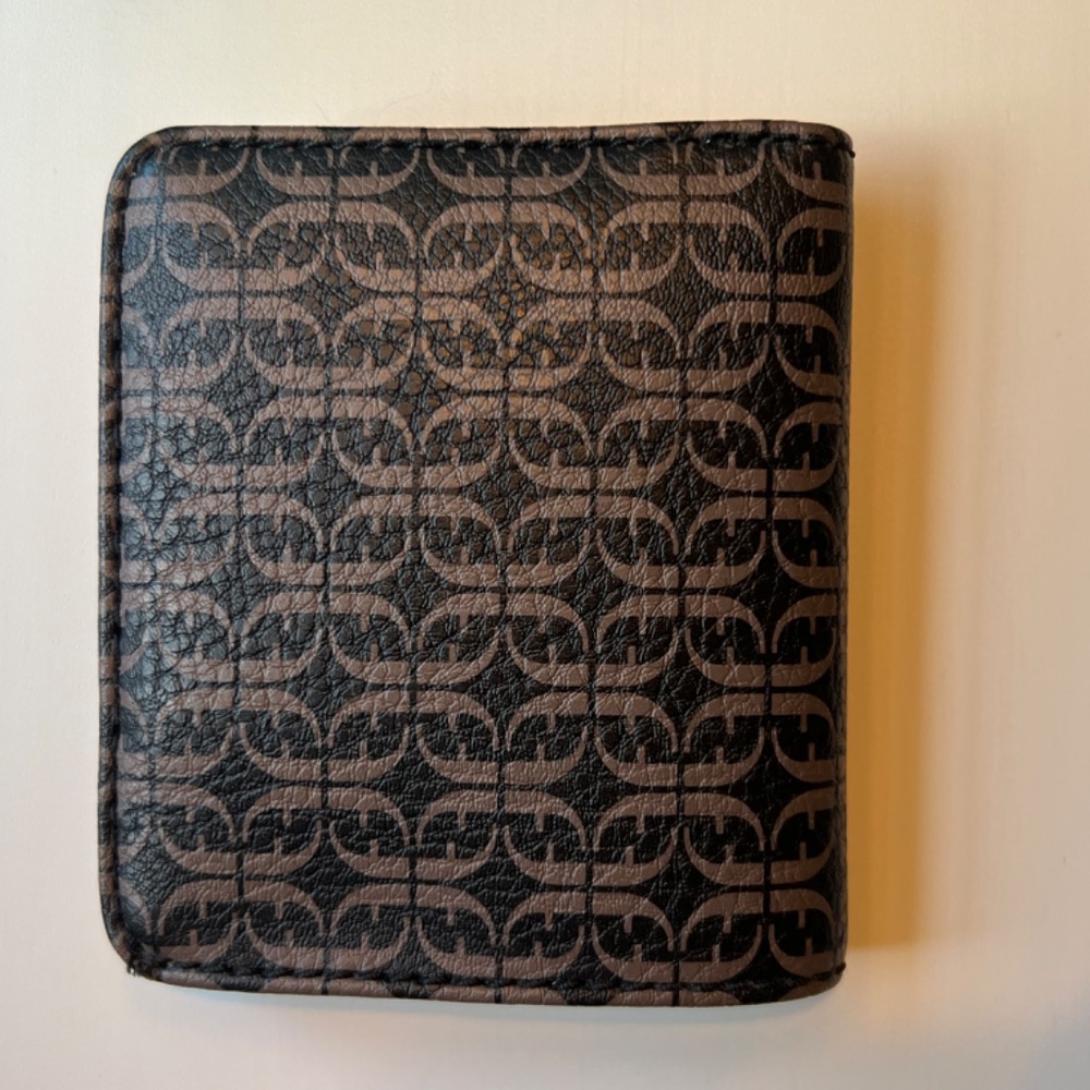 Fossil wallet - Picture 2 of 4